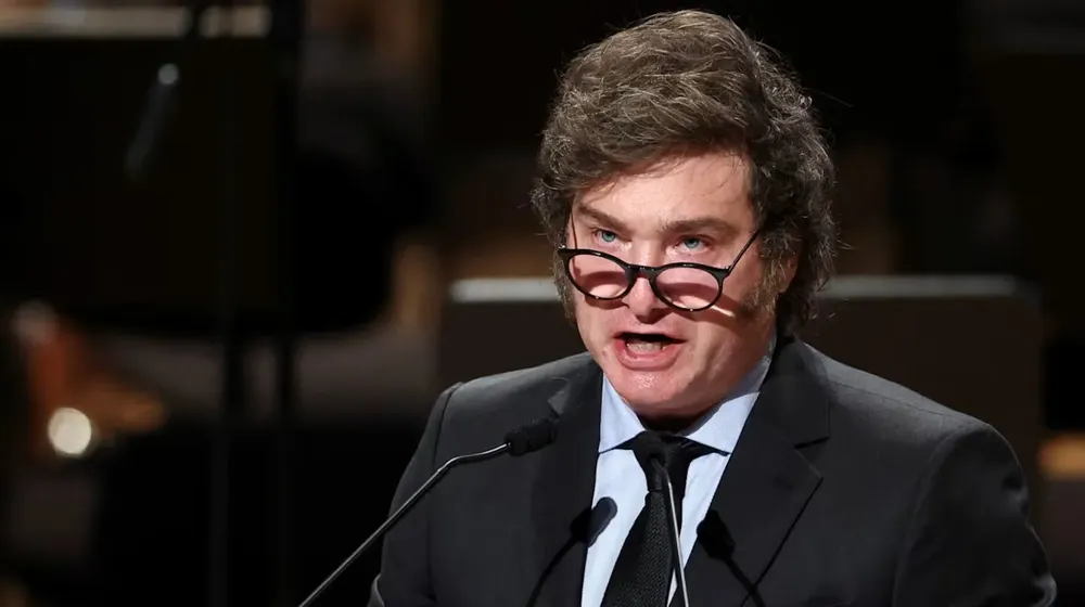 el-presidente-javier-milei-confirmo-la-universidad-va-a-seguir-siendo-publica-y-no-arancelada-foto-reuters-agustin-marcarian-6GJMVBGRP5FYBPI3WAYPMWRHCE