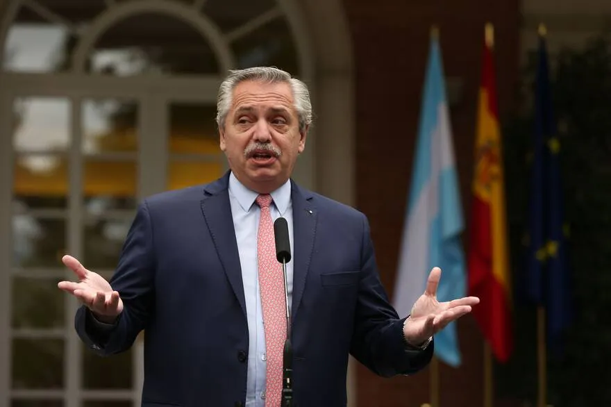 el-presidente-alberto-O4UIGOYZMNBKXFIACCJSXOIGFY