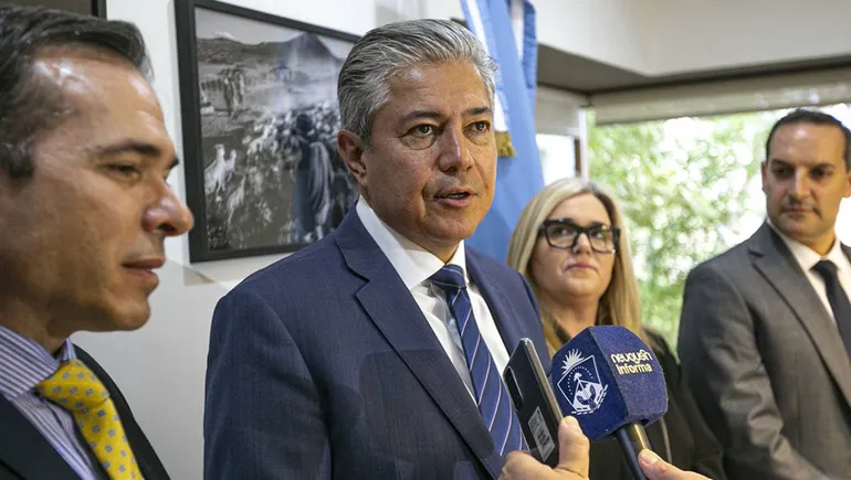 el-gobernador-rolando-figueroa-y-el-ministro-seguridad-matias-nicolini-se-reunieron-la-presidenta-del-tsj-soledad-gennari-y-el-fiscal-general-jose-gerez (1)