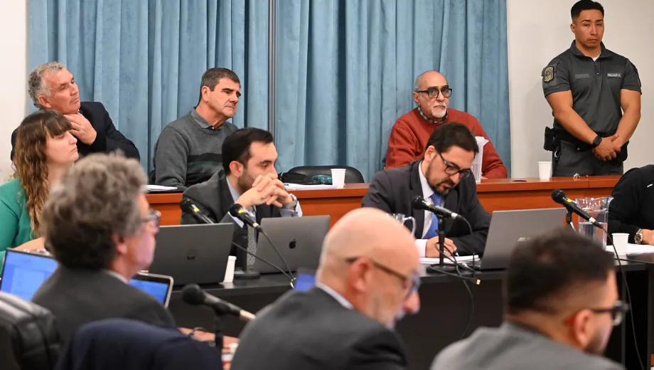 Neuquen-Juicio-por-estafa-con-planes-sociales-cuarto-dia-salto-3