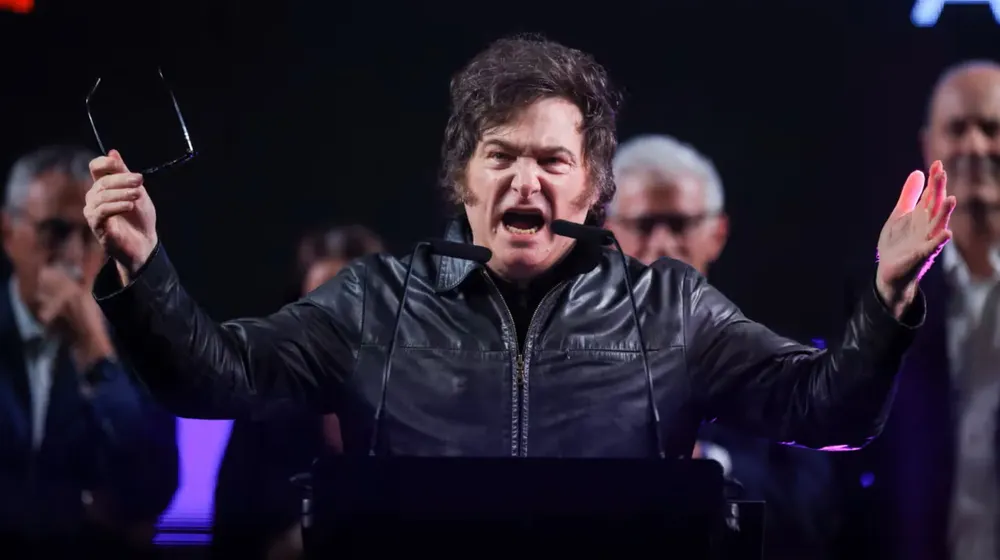 milei-en-el-cierre-de-campana-de-adorni-no-voy-a-perder-el-tiempo-con-los-amarillos-fracasados-que-estan-peleando-el-cuarto-lugar-foto-reuters-I3AEZB5UNVADHG6EYHJI6KT5II