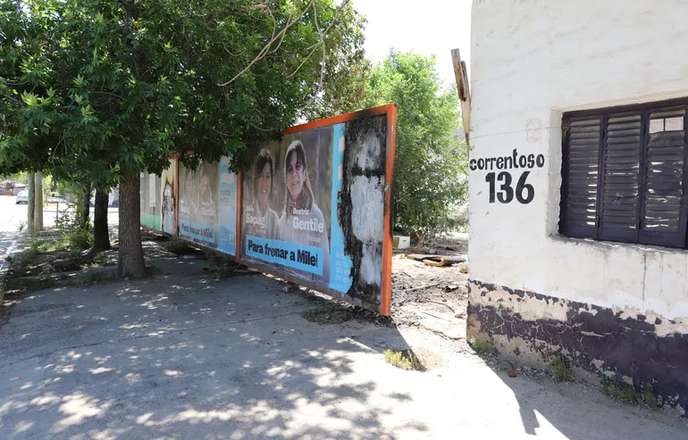 sfp-escuela-67-colegio-y-predio-abandonado-que-vivin-personas-situacion-calle-correntoso-3