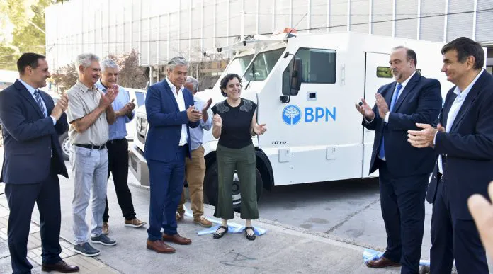 WEB-ENTREGA-DE-CAMIONES-BPN_SIP9322_1-696x387