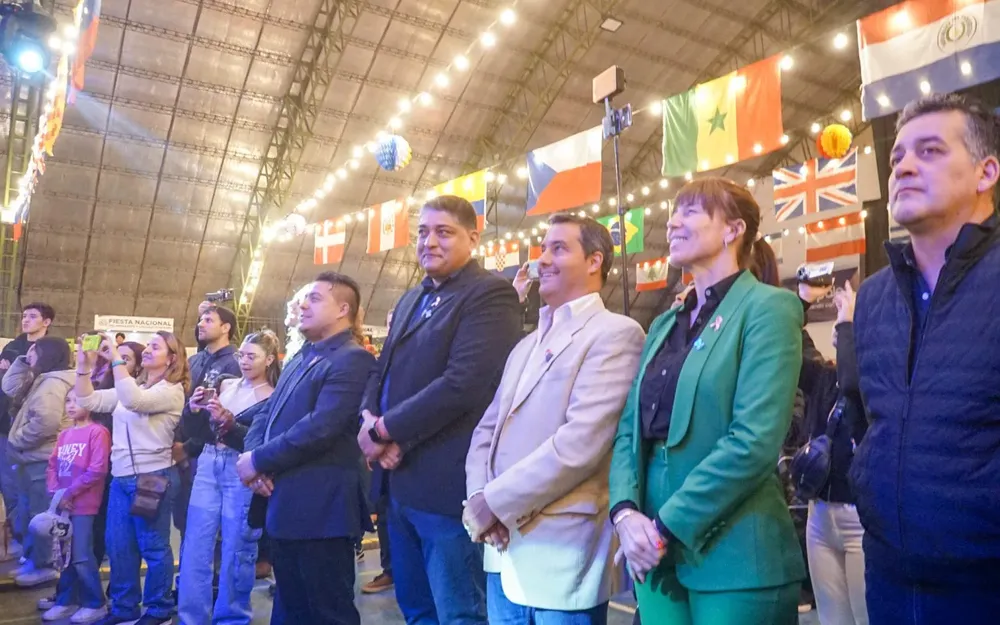 Primer-dia-de-la-Fiesta-Nacional-del-Inmigrante-y-las-colectividades-2024-10-1536x960