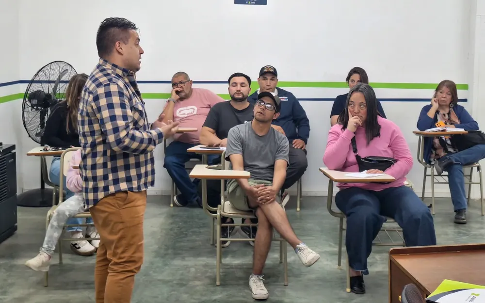 Reunion-con-gastronomicos-Festival-Patagonico-de-la-Empanada-2