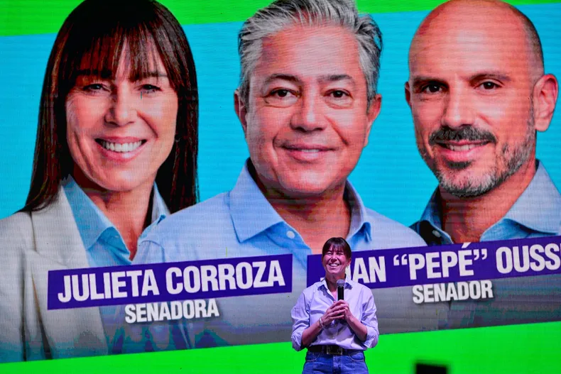 julieta-corroza-lanzamiento-campana-chos-malal