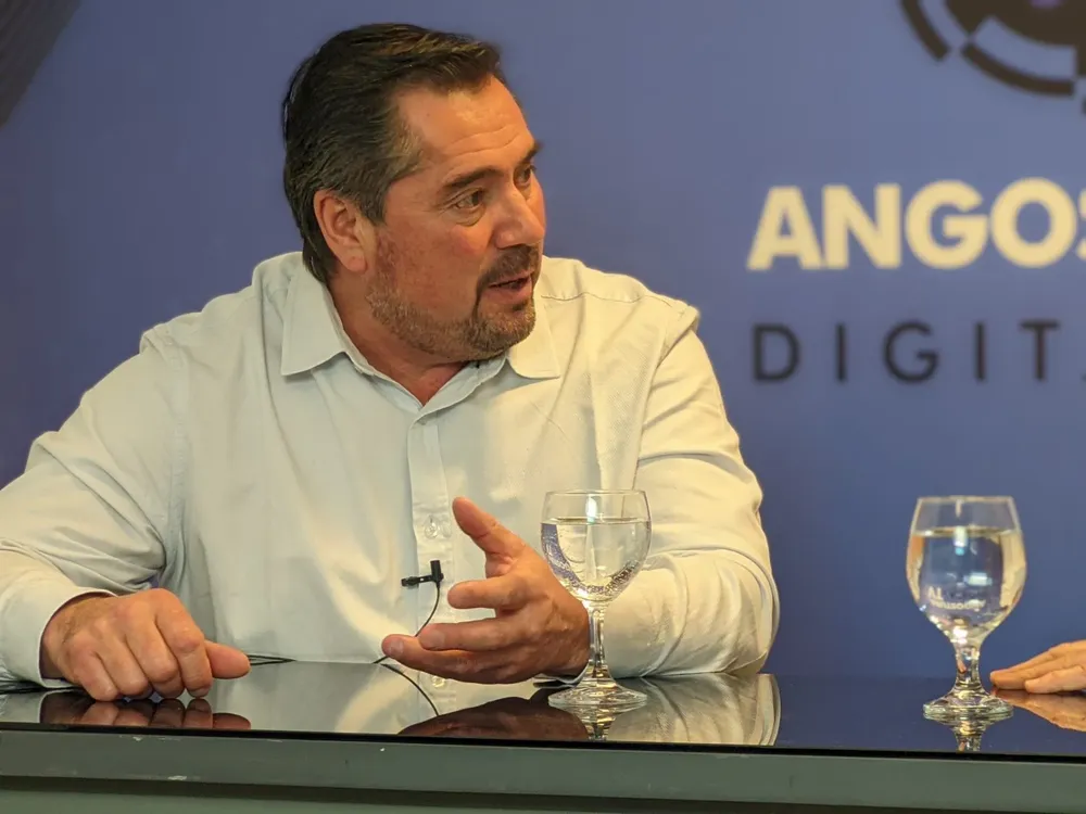 murer-julio-25-6765-daf1917f-b4ef-4d57-8572-184112f0570b-2048x1536