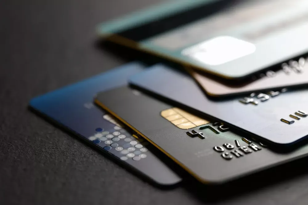 200518203842-credit-cards-stock