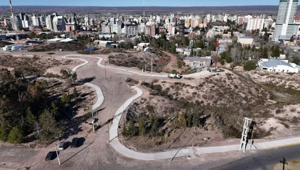 nqnq-nuevo-paseo-medium-size