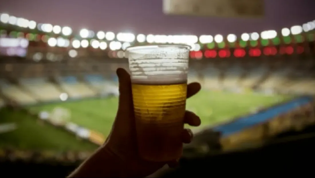 111033-prohiben-la-venta-de-alcohol-en-los-alrededores-del-maracana-en-la-final-boca-fluminense