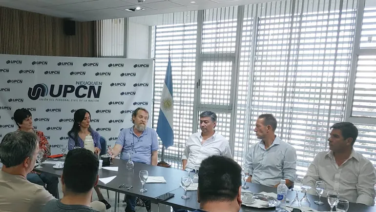 frente-sindical-tobares-dnu-ley-omnibus-atenjpg