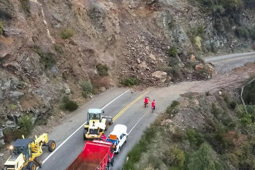 desmoronamiento-rocas-ruta-26-md-45