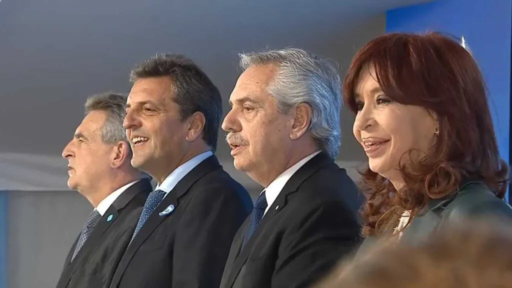 alberto-cfk-massa-gasoducto-2-foto-NA-1024x576