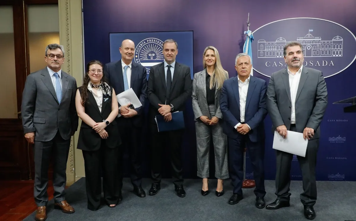 acm912.jpg_934758888