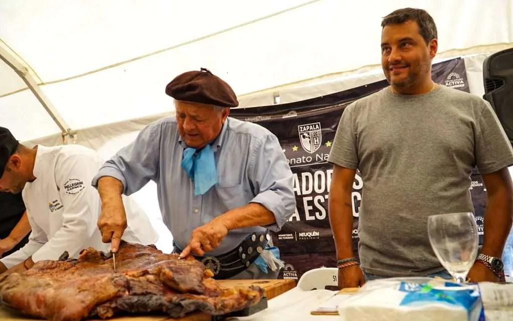 La-fiesta-de-los-Asadores-a-la-Estaca-fue-zapalina-1-1024x640