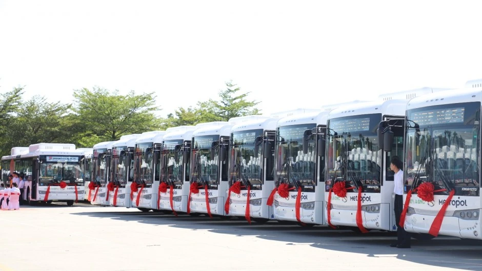 69271a665b04c_940_529!