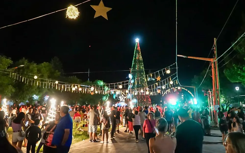 Encendido-de-Pino-Navideno-2-1536x960